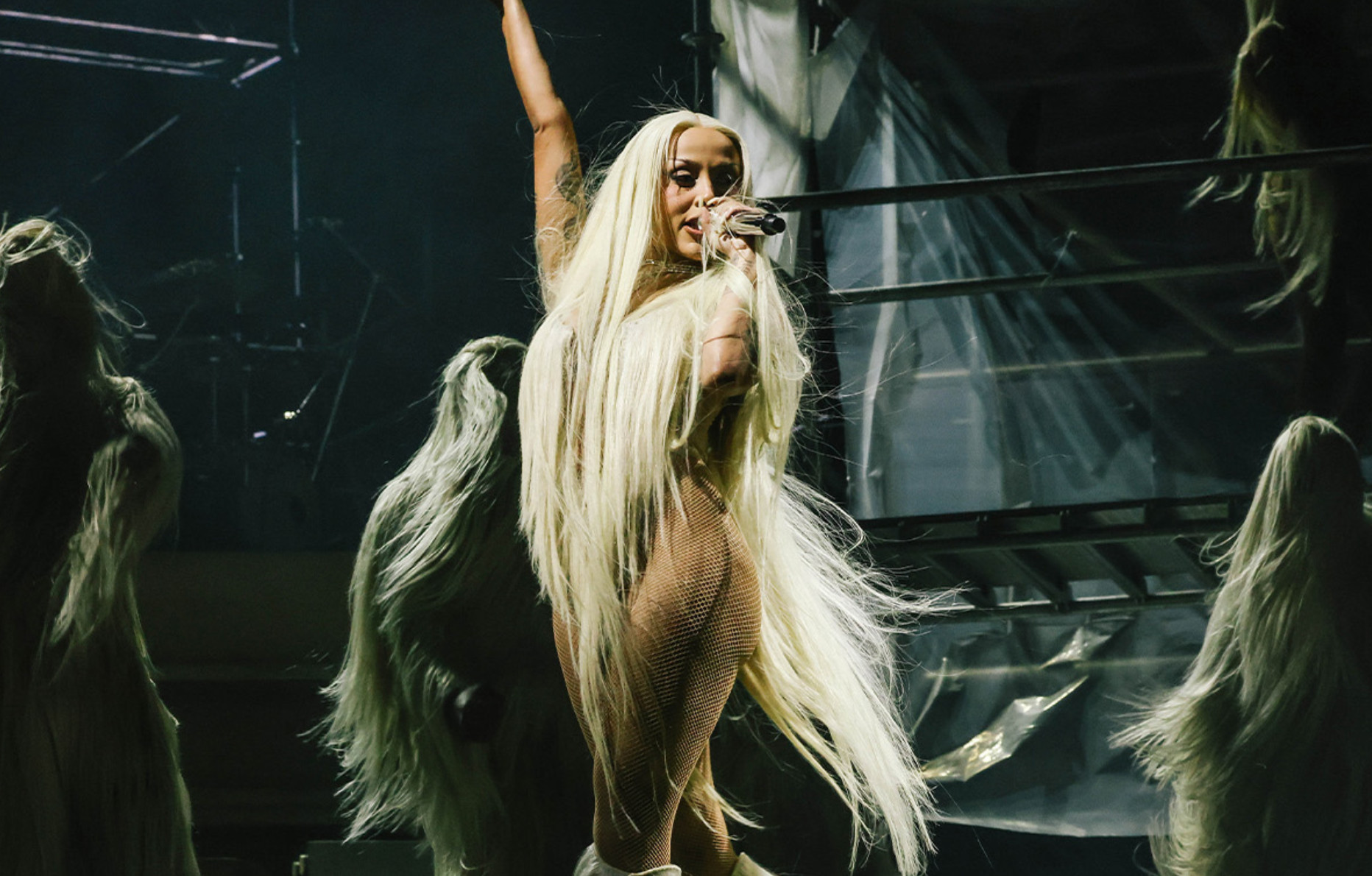 La chanteuse Doja Cat en concert à Coachella.