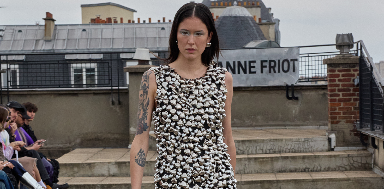 Le défilé Jeanne Friot printemps-été 2025. © Alex Pommier.