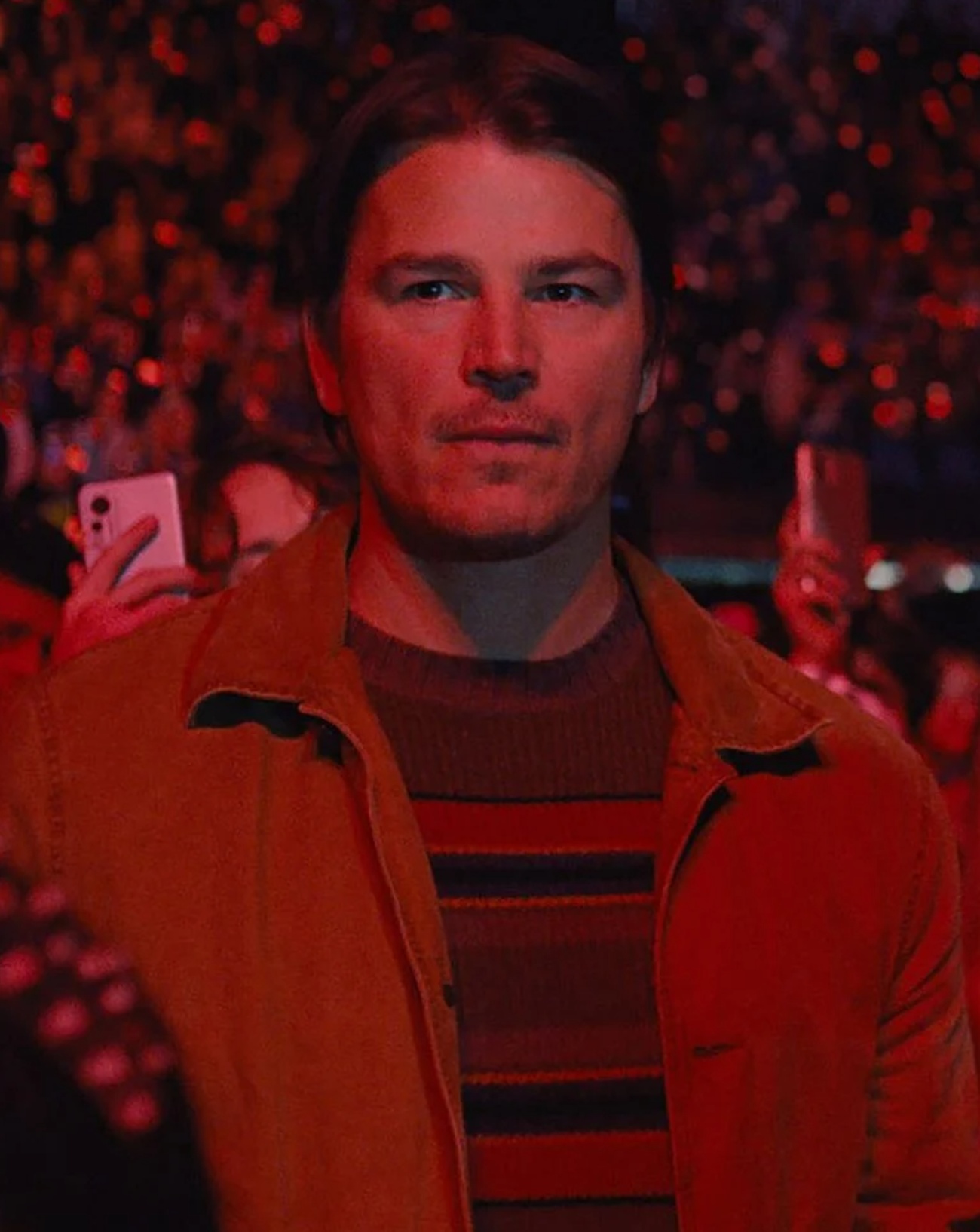 Josh Hartnett et Ariel Donoghue dans Trap (2024) © Warner Bros.
