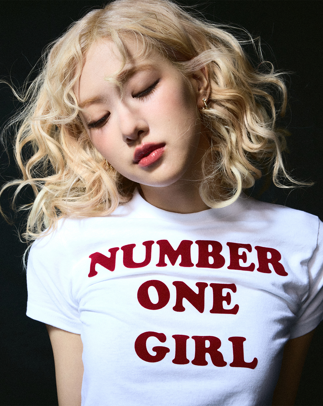 La chanteuse Rosé pour son premier album "Rosie".