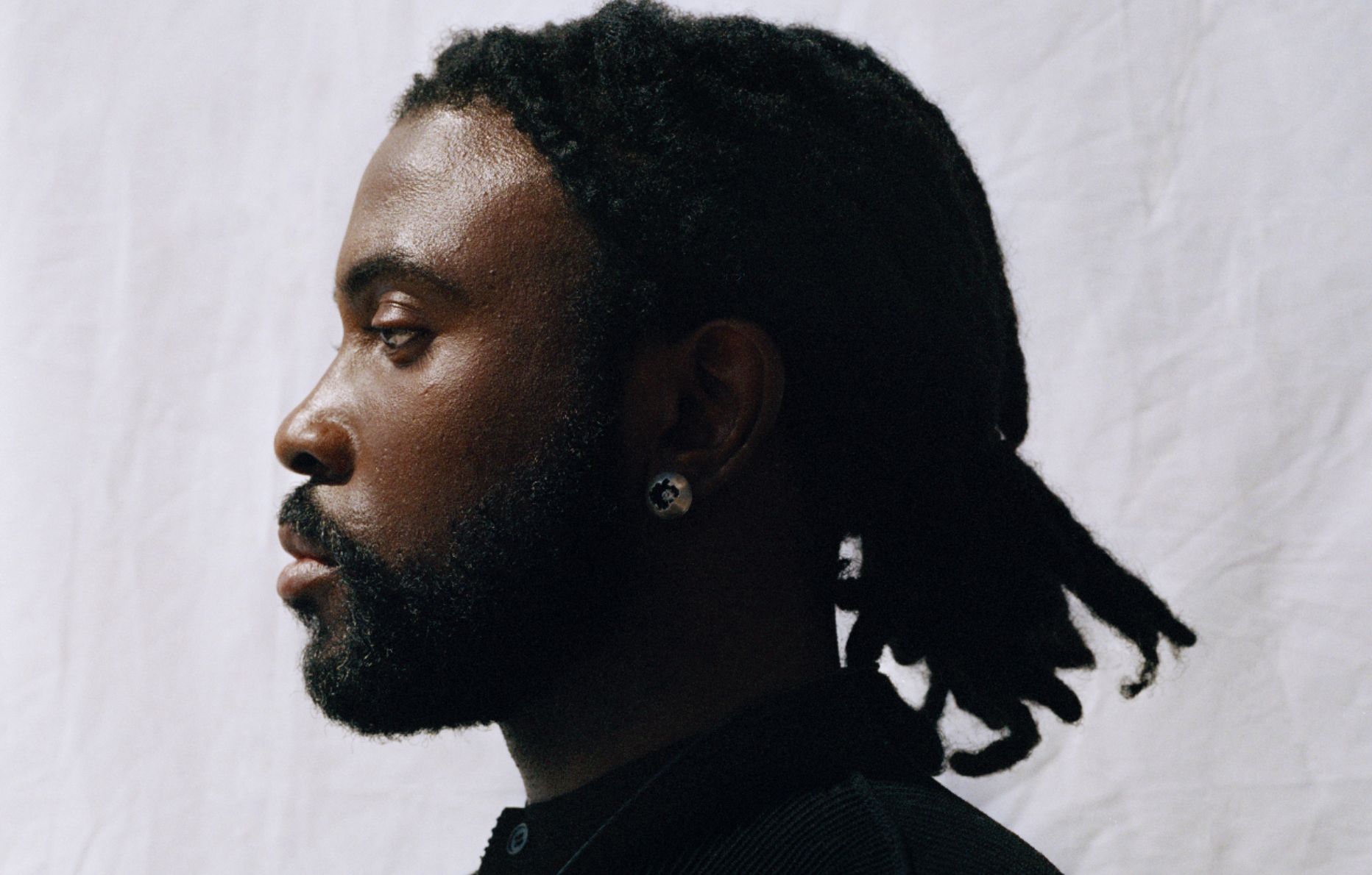 Le rappeur belge Damso dévoile son album Beyah.